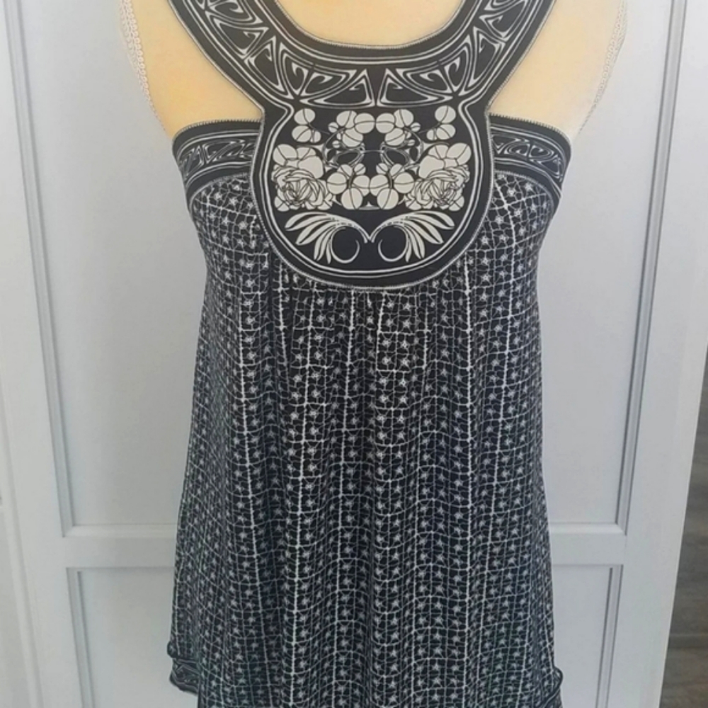 Sophie Max Halter Top Size Small Black Floral Shirt Dressy Racerback